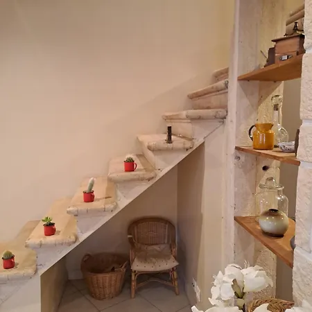 Holiday home La Louviere Plein Coeur Beaujolais Degustation Possible