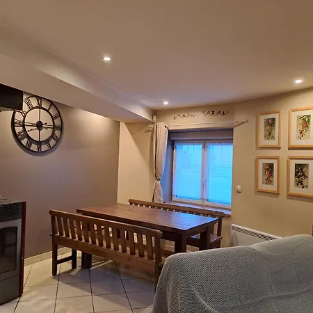 Holiday home La Louviere Plein Coeur Beaujolais Degustation Possible *